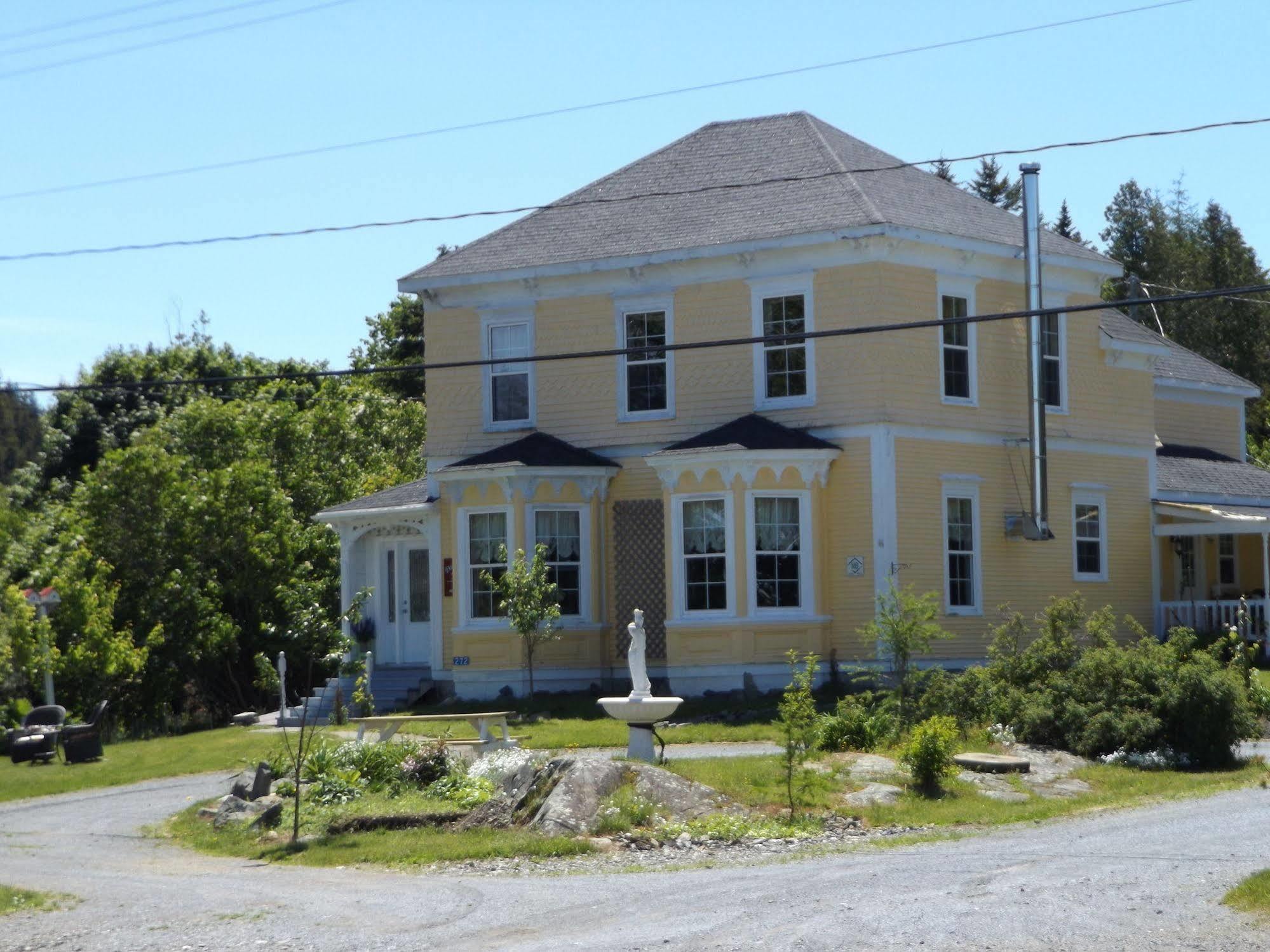 Deer Island Inn Lords Cove Экстерьер фото
